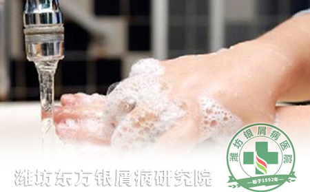 夏季银屑病患者要预防真菌感染