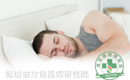 男性银屑病患者夏季如何科学护理