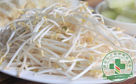 美食尤可贵，健康价更高，银屑病人别贪吃 