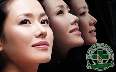 女性银屑病患者夜晚护理皮肤应有可以习惯