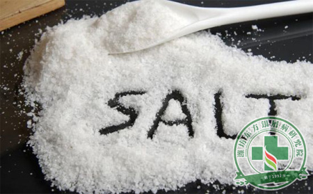 吃盐促进食欲，银屑病患者如何辨别高盐陷阱?
