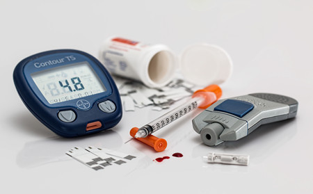 有糖尿病需注射胰岛素 牛皮癣患者注意常换注射位置